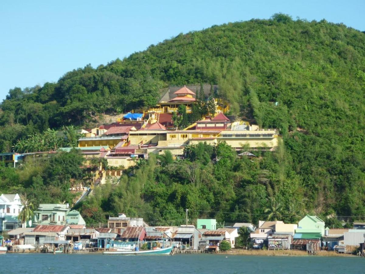 Du Hung 1 Hotel Hà Tiên Buitenkant foto