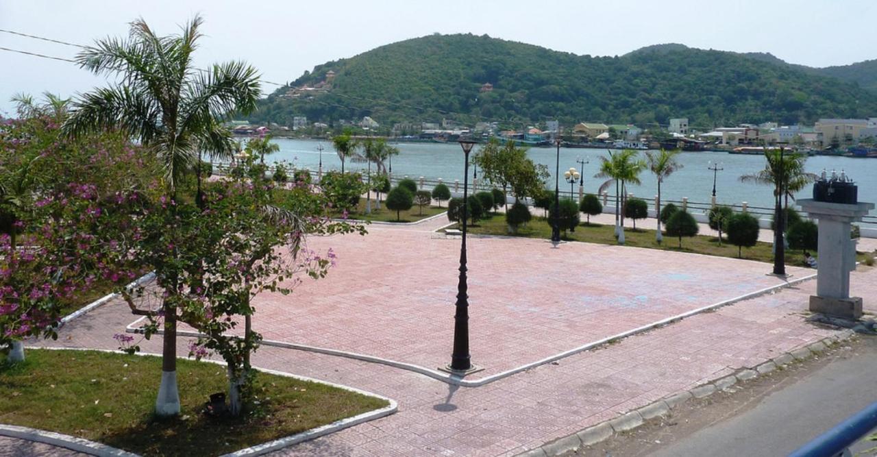 Du Hung 1 Hotel Hà Tiên Buitenkant foto